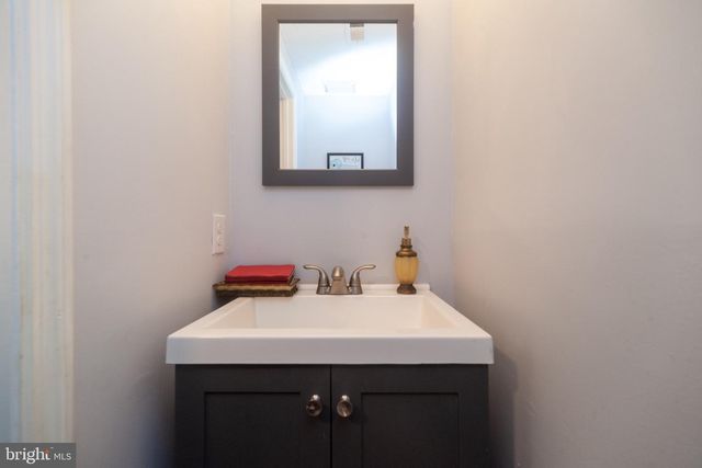 57 VANDERBILT CT, Sicklerville, NJ 08081