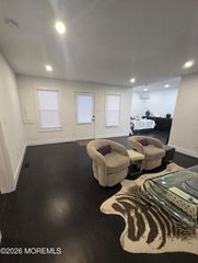 486 W Lincoln Avenue, Oakhurst, NJ 07755