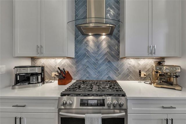 579 Brashy Street, Woodstock, GA 30188