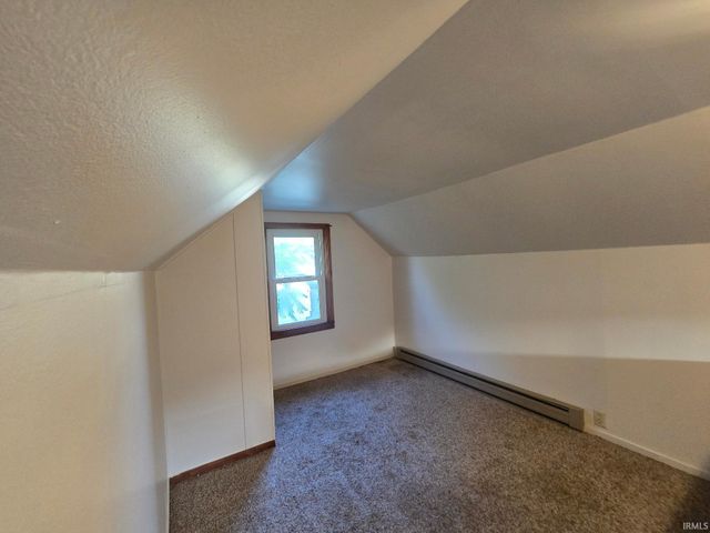 807 W Commercial Street, Hartford City, IN 47348