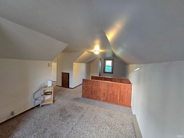 807 W Commercial Street, Hartford City, IN 47348