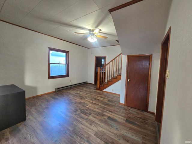807 W Commercial Street, Hartford City, IN 47348