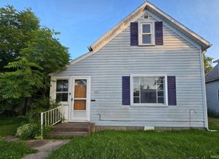 807 W Commercial Street, Hartford City, IN 47348