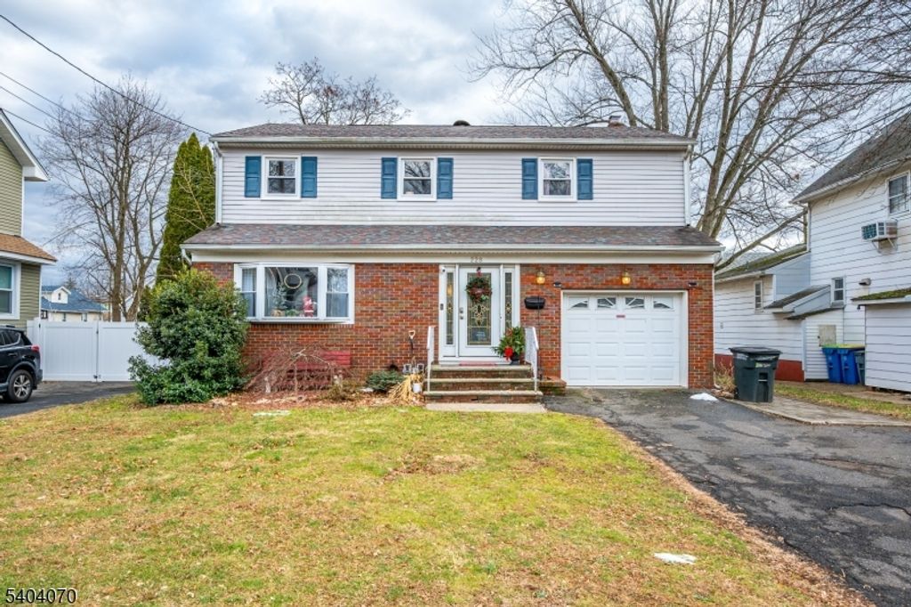 228 Oneida Pl, North Plainfield Boro, NJ 07060 — photo 2