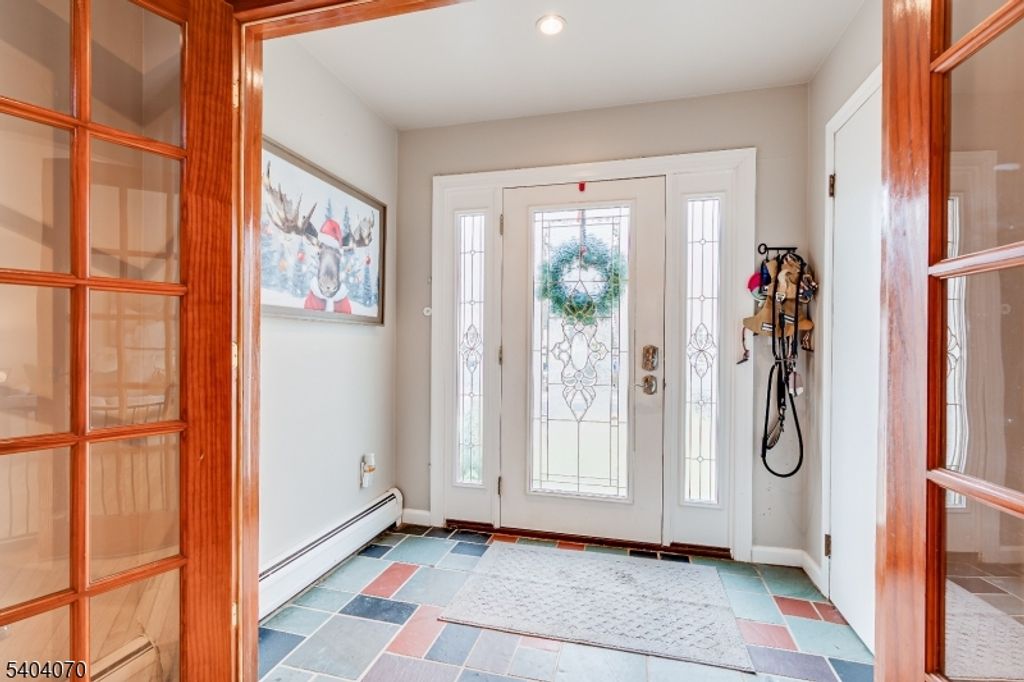 228 Oneida Pl, North Plainfield Boro, NJ 07060 — photo 4