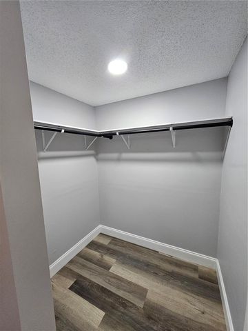 1720 GLENHOUSE DRIVE 328, Sarasota, FL 34231