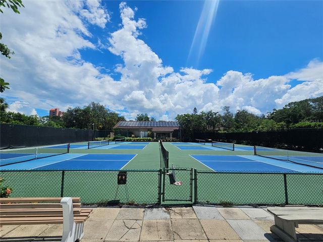 1720 GLENHOUSE DRIVE 328, Sarasota, FL 34231