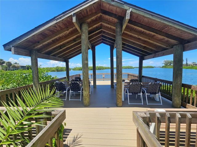1720 GLENHOUSE DRIVE 328, Sarasota, FL 34231