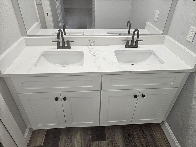 1720 GLENHOUSE DRIVE 328, Sarasota, FL 34231