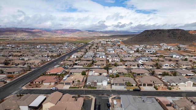 3350 W 2700 S, Hurricane, UT 84737