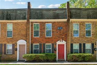 135 N River Drive G, Atlanta, GA 30350