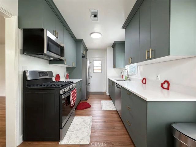 5493 E 29th Street, Long Beach, CA 90815
