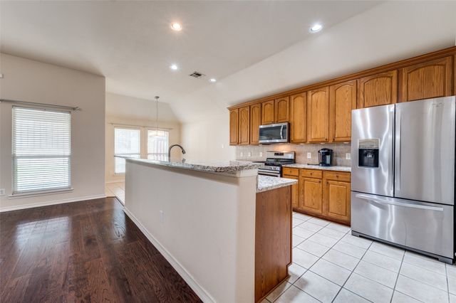 7816 Riverwalk Trail, Mckinney, TX 75070