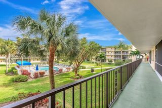 806 SE 7th Street 201, Deerfield Beach, FL 33441