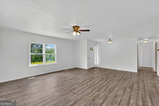 547 Hines Road, Lagrange, GA 30241