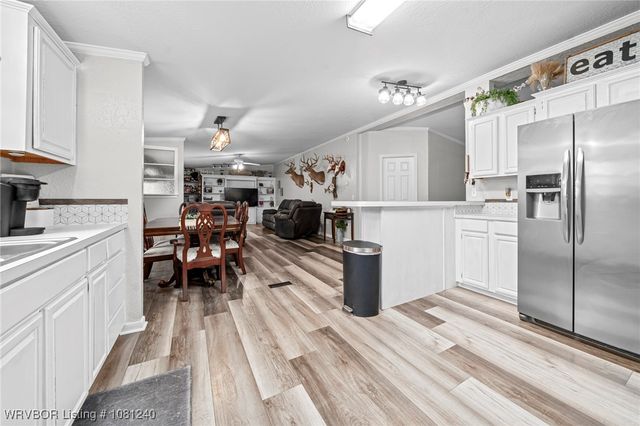 5211 Bowers Loop, Hackett, AR 72937