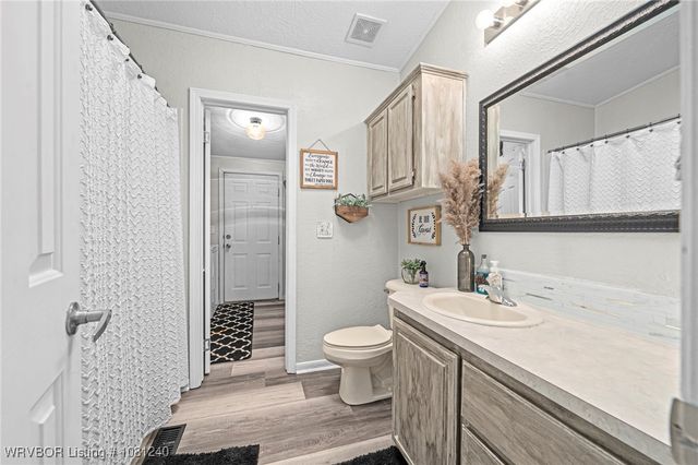5211 Bowers Loop, Hackett, AR 72937