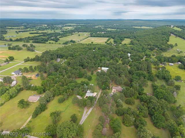5211 Bowers Loop, Hackett, AR 72937