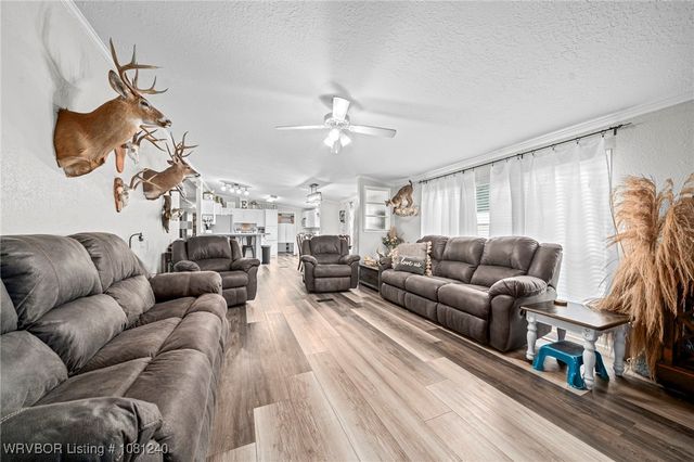 5211 Bowers Loop, Hackett, AR 72937