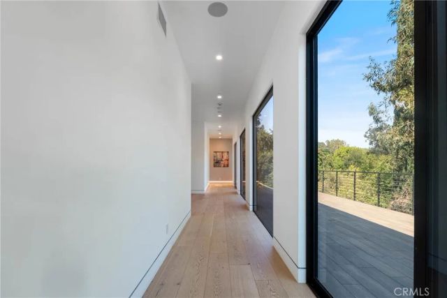 4653 Vanalden Avenue, Tarzana, CA 91356