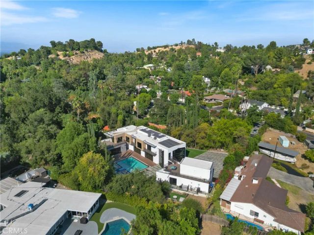 4653 Vanalden Avenue, Tarzana, CA 91356