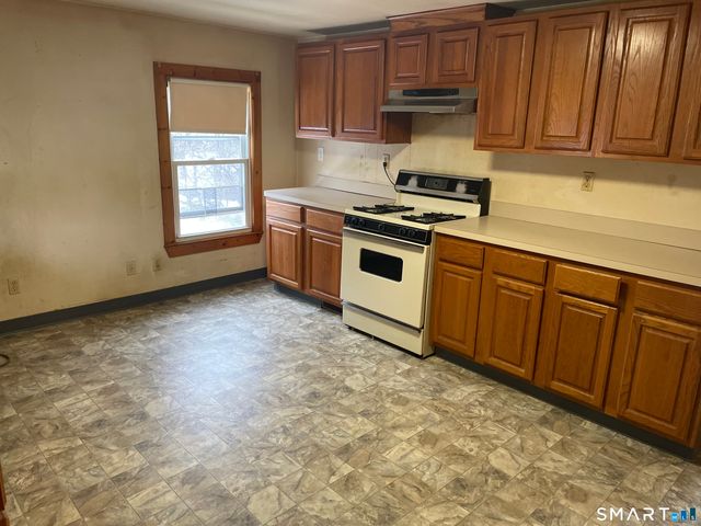 91 Division Street, Ansonia, CT 06401