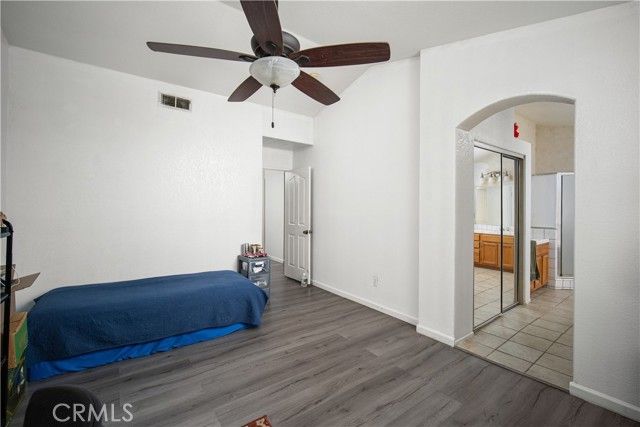 906 Devonshire, Bakersfield, CA 93312