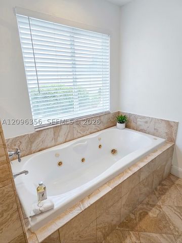 14863 SW 152nd Pl, Miami, FL 33196