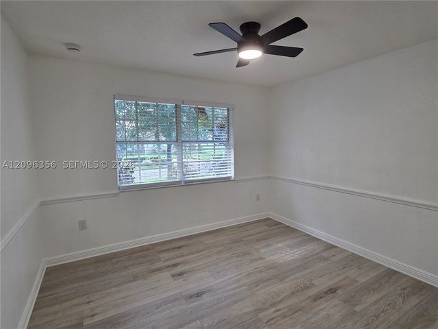 14863 SW 152nd Pl, Miami, FL 33196