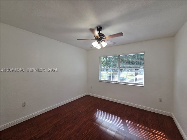 14863 SW 152nd Pl, Miami, FL 33196