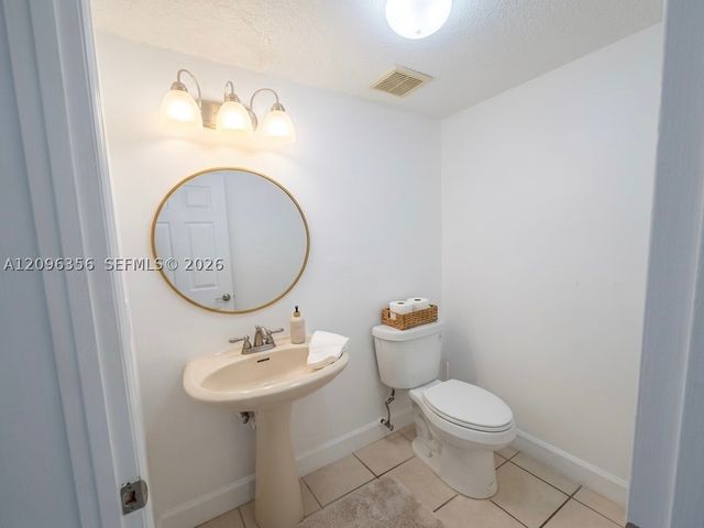 14863 SW 152nd Pl, Miami, FL 33196