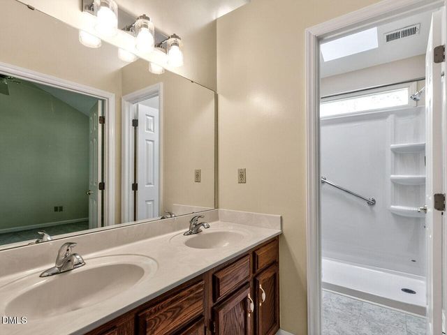 106 Majnun Lane, Cary, NC 27513