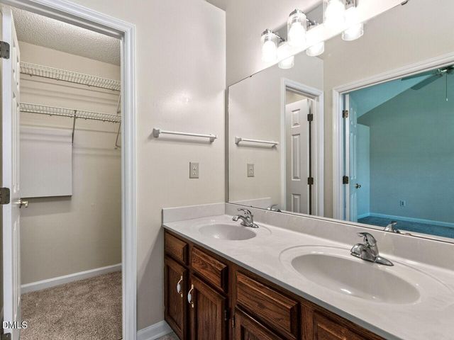 106 Majnun Lane, Cary, NC 27513