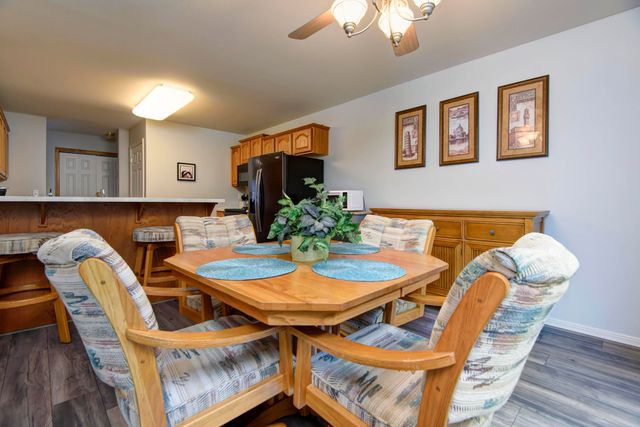 245 Wildflower Drive, Kimberling City, MO 65686