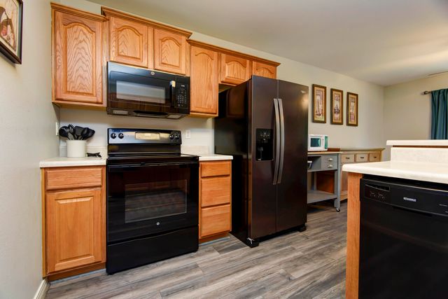 245 Wildflower Drive, Kimberling City, MO 65686