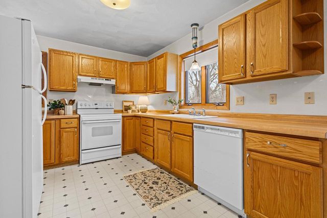 134 TUSTIN ROAD, Fremont, WI 54940