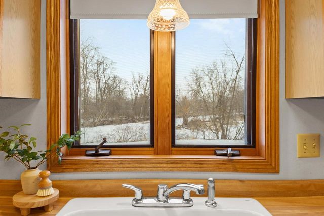 134 TUSTIN ROAD, Fremont, WI 54940