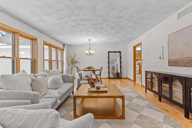 134 TUSTIN ROAD, Fremont, WI 54940