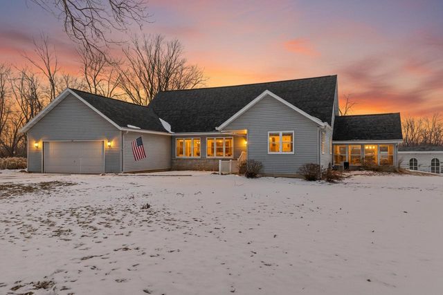 134 TUSTIN ROAD, Fremont, WI 54940