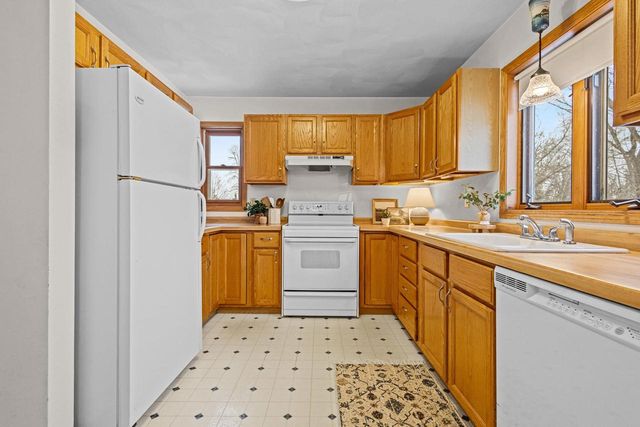 134 TUSTIN ROAD, Fremont, WI 54940