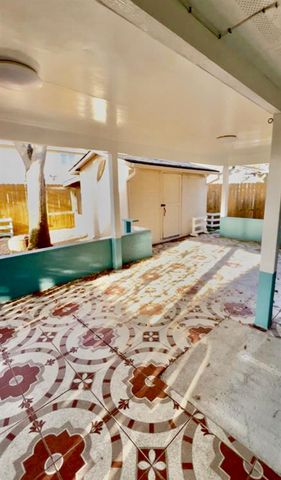 1614 York Creek Drive, Houston, TX 77014