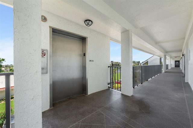 4800 GULF OF MEXICO DRIVE PH 3, Longboat Key, FL 34228
