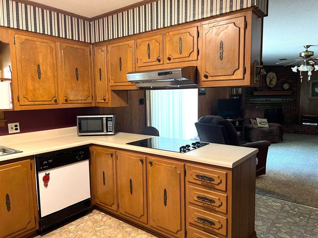 100 Indian Trail, Searcy, AR 72143