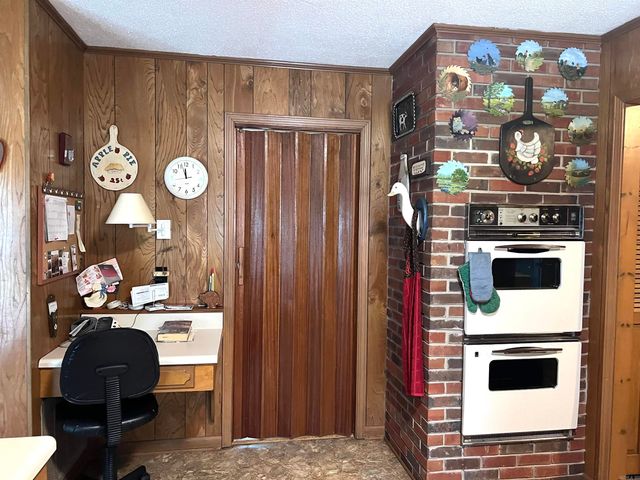 100 Indian Trail, Searcy, AR 72143