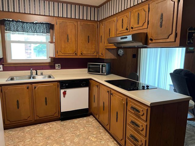 100 Indian Trail, Searcy, AR 72143