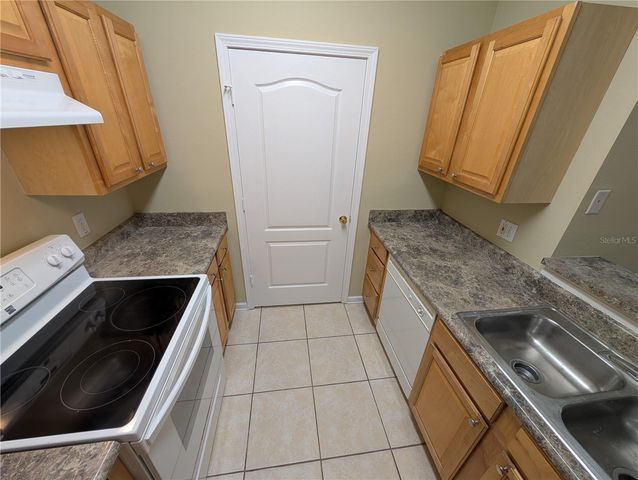 10517 VILLA VIEW CIRCLE, Tampa, FL 33647