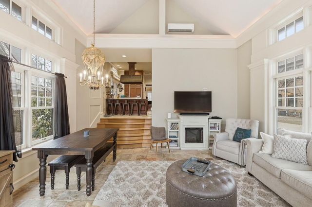 529 Fountain Street NE, Grand Rapids, MI 49503