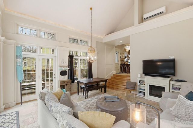 529 Fountain Street NE, Grand Rapids, MI 49503