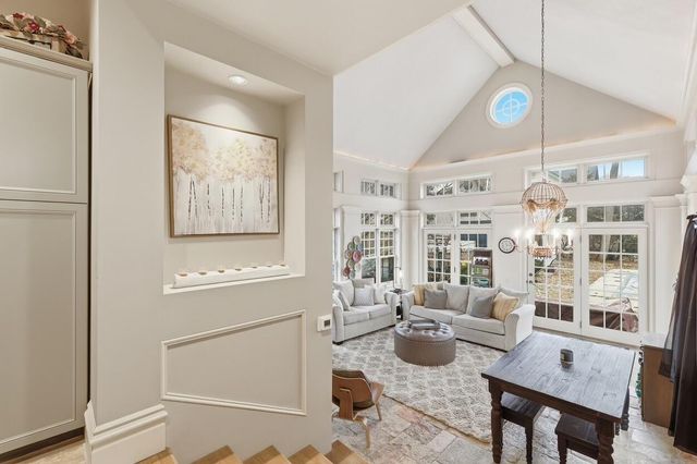 529 Fountain Street NE, Grand Rapids, MI 49503