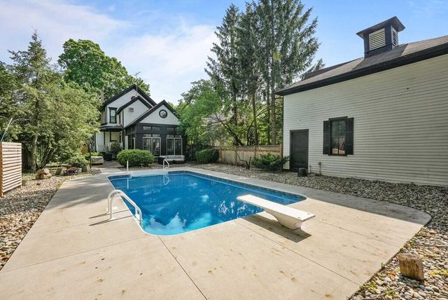 529 Fountain Street NE, Grand Rapids, MI 49503